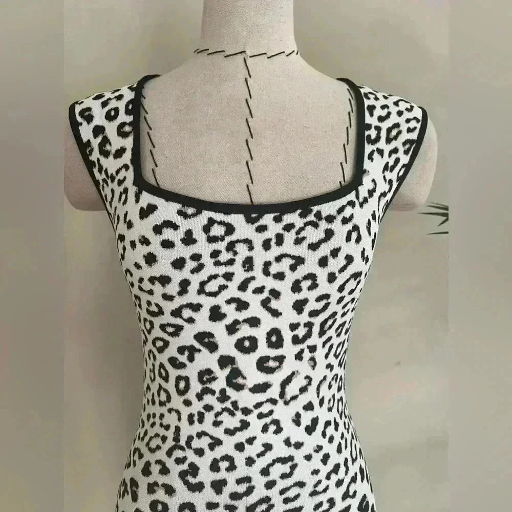 BCBGMAXAZRIA Ruby Snow Leopard Bodycon Cocktail Dress - XS - Picture 5 of 9
